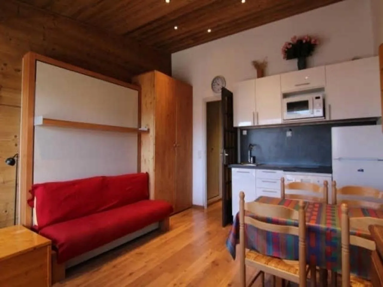 Studio Cosy Pour 4 A L'Alpe D'Huez, Proche Pistes Et Commerces, Balcon Sud, Casier A Skis. - Fr-1-405-117